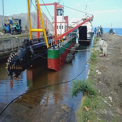 Максимальная глубина дноуглубления 8-30 метров