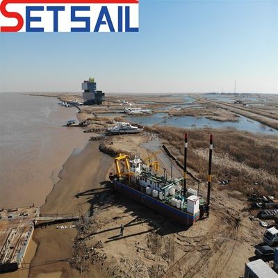 Глубина дноуглубления 8-20 м Гидравлическая лебедка с многофункциональным колесом Bucekt Dredger в долларах США